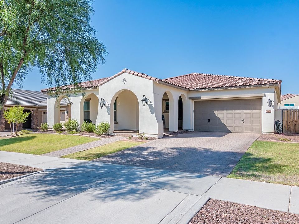 1st image of 2606 N Acacia Way