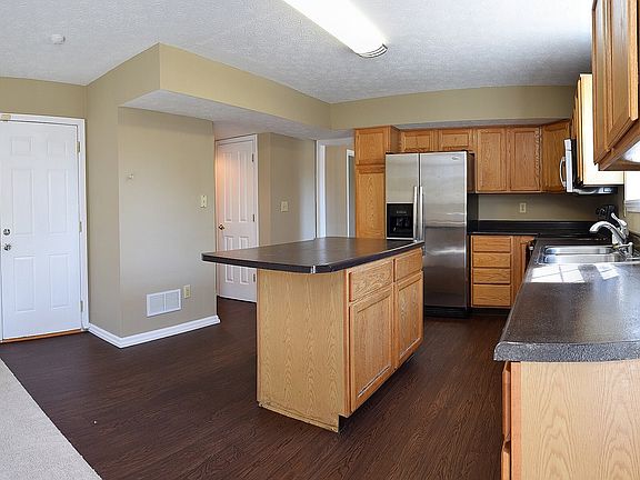 2nd image of 352 Garden Grace Dr