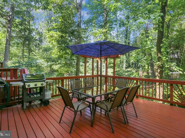 5006 Domain Pl, Alexandria, VA 22311