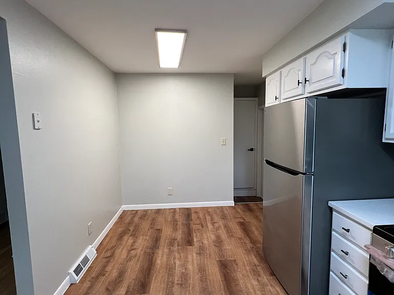 1129 Gard Pl — Photo 10