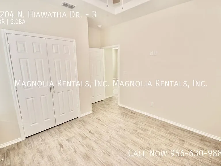 5204 N Hiawatha Dr #3 — Photo 8