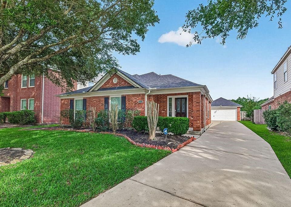 1st image of 21523 Grand Hollow Ln