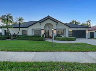 15536 NW 83rd Ave, Miami Lakes, FL 33016