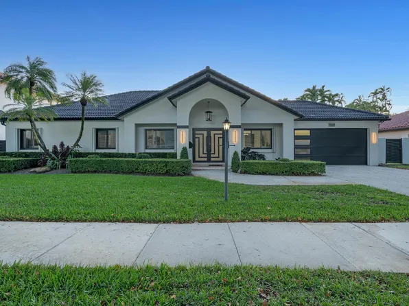 15536 NW 83rd Avenue, Miami Lakes, FL 33016