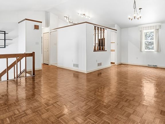 5th image of 106 Windmill Rd