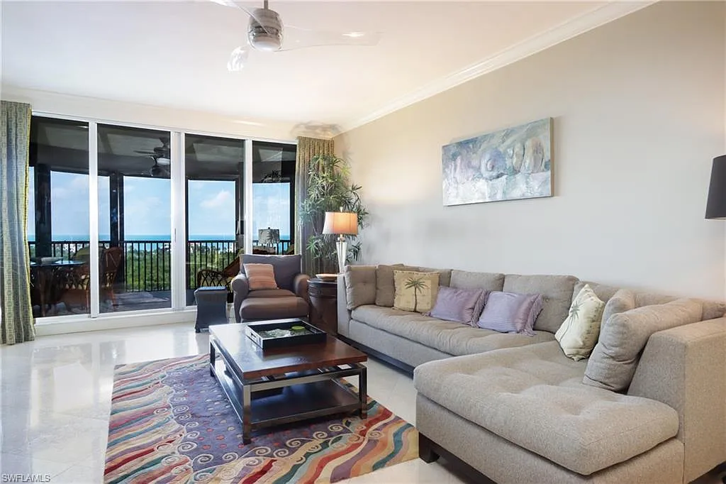 2 bed, 3.0 bath, 2100 sqft, $20,500 — Photo 3