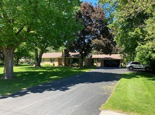 15930 Gebhardt Rd, Brookfield, WI 53005