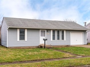 118 Diana Ln N, Fairborn, OH 45324
