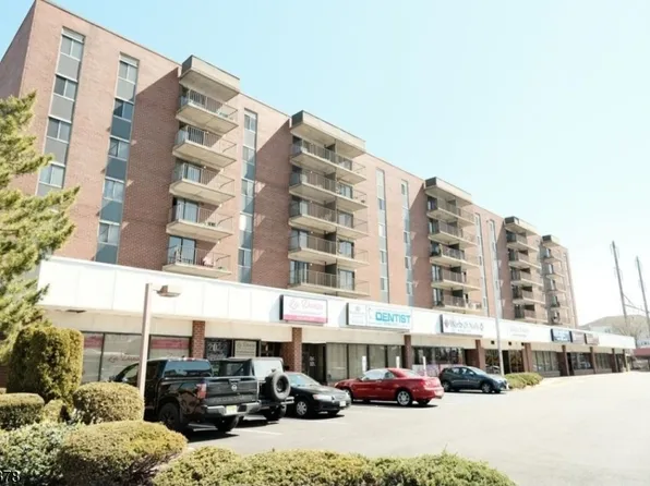 10 N Wood Ave #203, Linden City, NJ 07036
