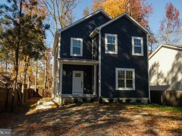 123 8th St, Colonial Beach, VA 22443