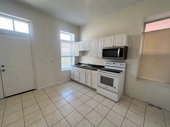 4th image of 3616 Nebraska Ave