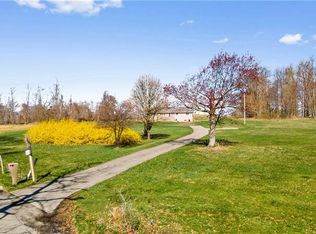 475 Morris Hollow Rd, Smock, PA 15480