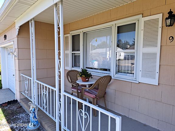 3rd image of 9 Carlisle Road #9
