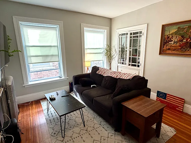 108 Winthrop Rd #5 — Photo 3