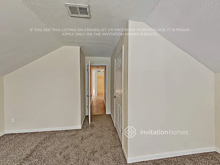 2802 Crestworth Ln — Photo 13