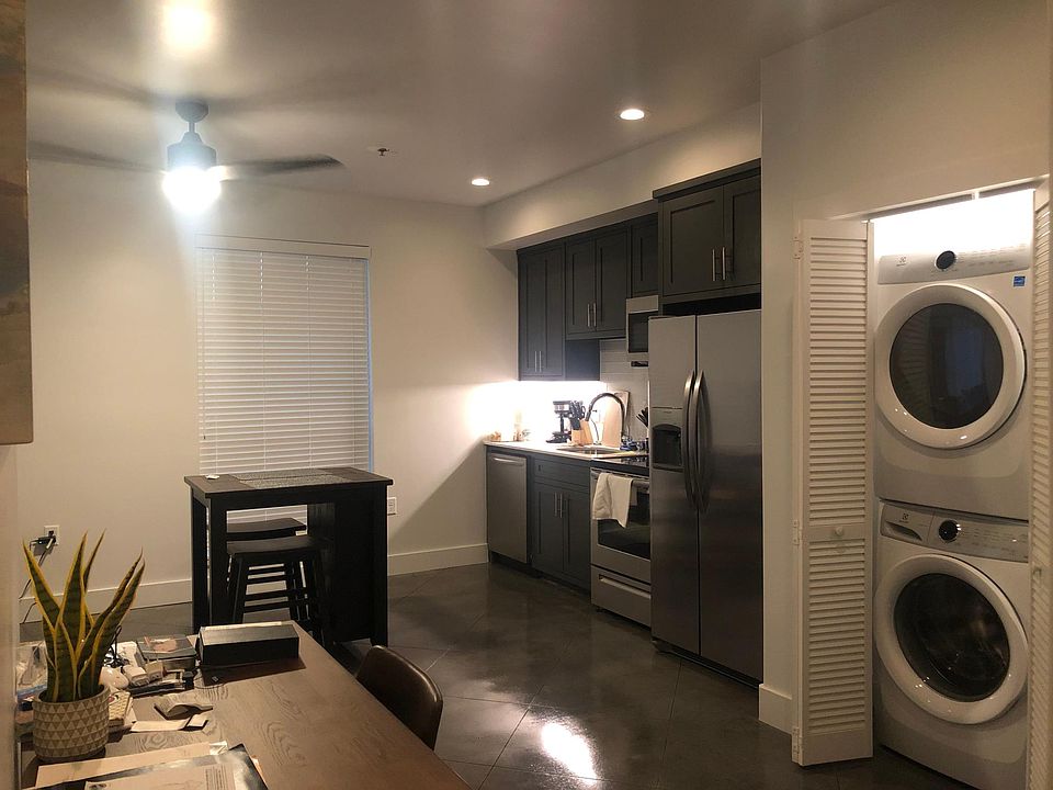 1st image of 404 Industrial St Ste 102