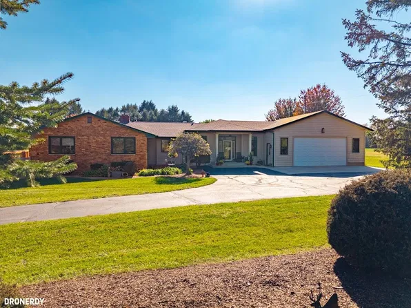 6666 Naomi Rd, Eau Claire, MI 49111