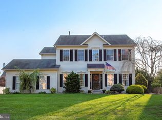 3153 Fox Dr, Chalfont, PA 18914