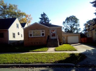 9033 30th St, Brookfield, IL 60513