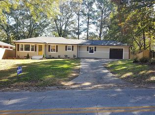 2216 Whites Mill Rd, Decatur, GA 30032