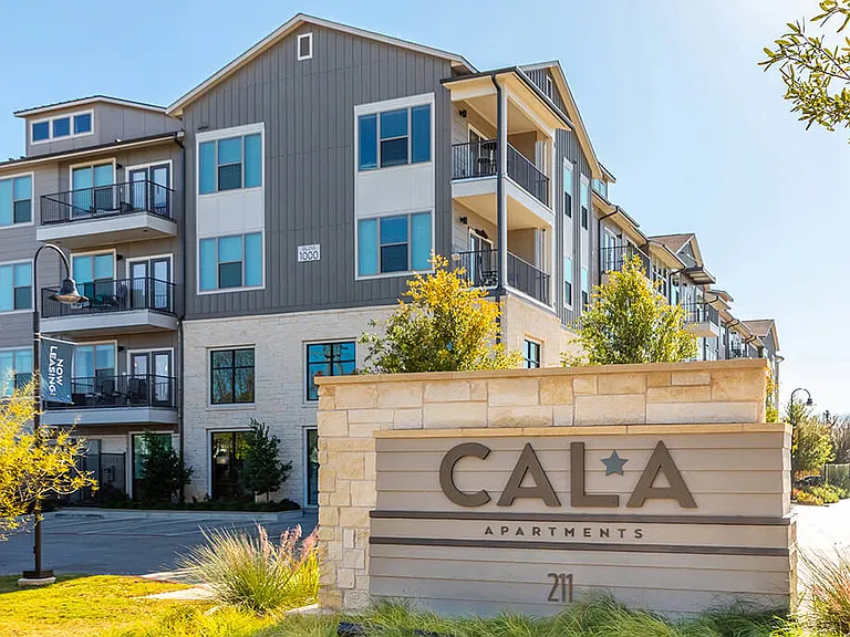 Cala Apartments — Photo 43