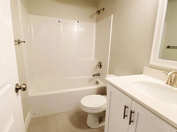 5th image of 4196 N Mercur Dr