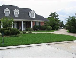 1st image of 13 Chateau Palmer Dr