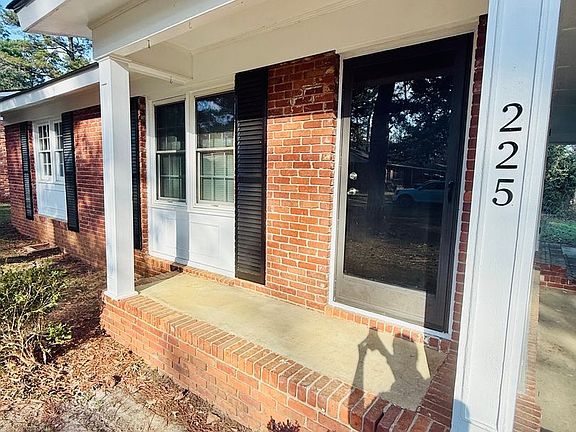4th image of 225 Woodland Trl #225