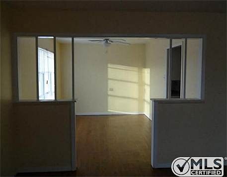 1st image of 3042 Edgemont Dr
