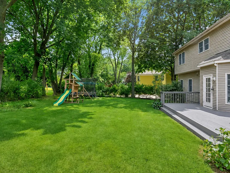 921 Shore Acres Dr — Photo 27