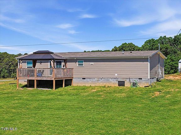3rd image of 1273 Greenbriar Rd