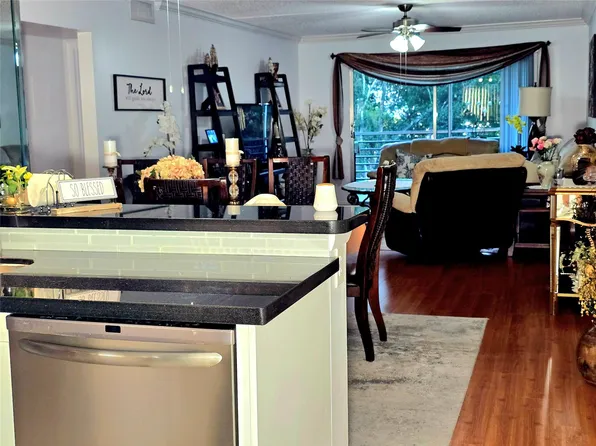2002 Granada Dr APT K3, Coconut Creek, FL 33066