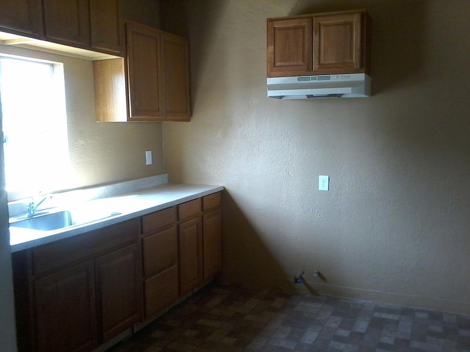1st image of 1139 Hyatt Ave APT D