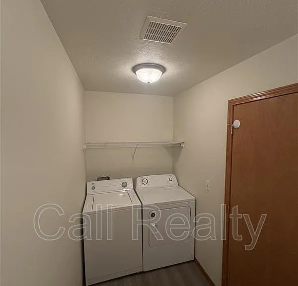 18716 E Augusta Ct — Photo 15
