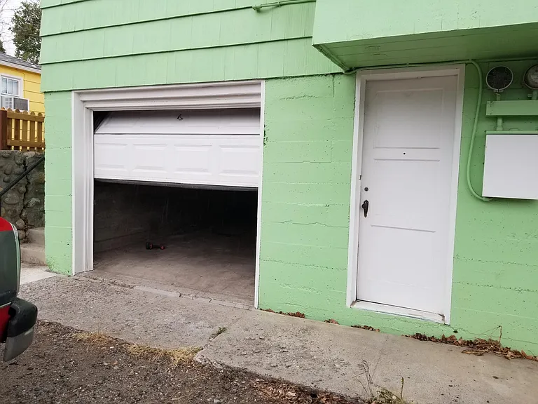 879 Roberts St #879 — Photo 16