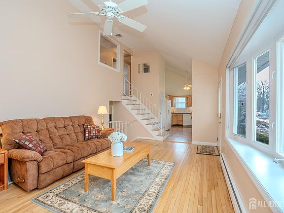 5th image of 1397 Seminole Rd