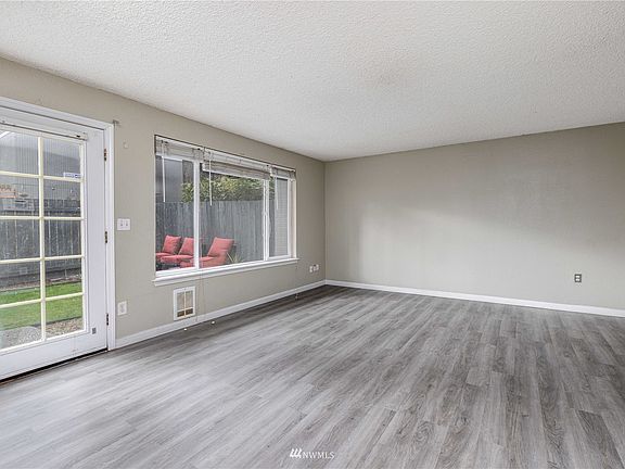 4th image of 13055 Pacific Hwy SW Unit D