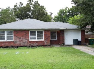 1103 Largo St, Baytown, TX 77520