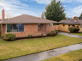 2221 SE 104th Dr, Portland, OR 97216