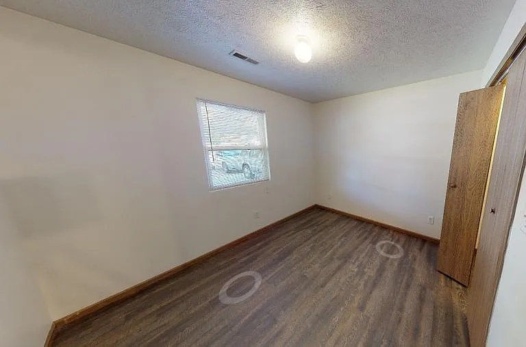 308 S Bentley St — Photo 4