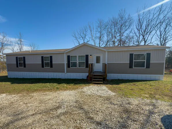 4754 S 172nd Road, Bolivar, MO 65613
