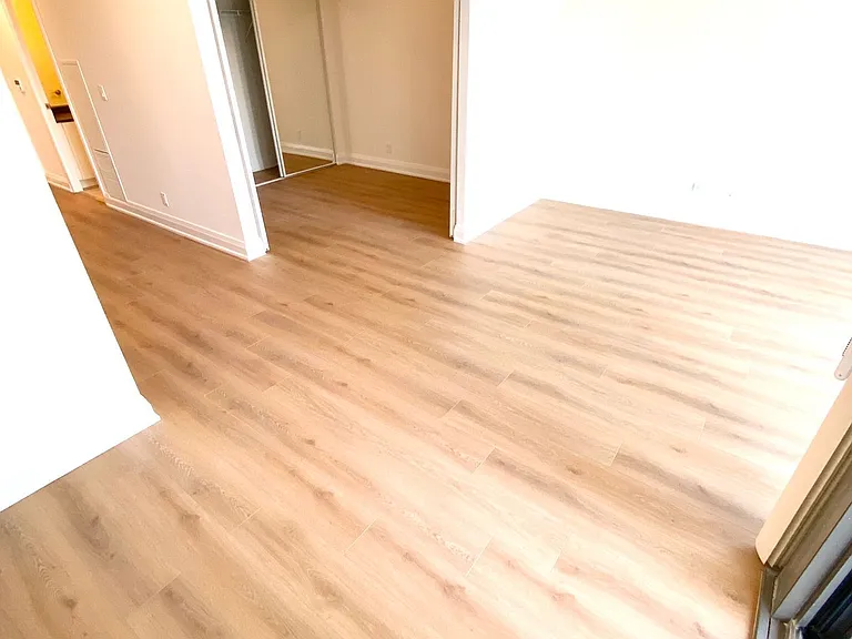 832 Bay St #2007 — Photo 18