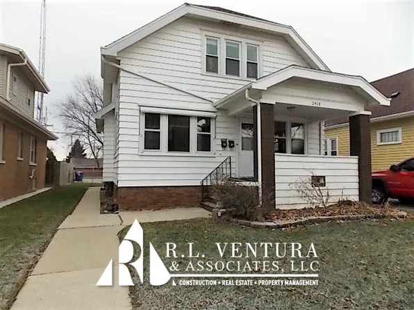 2418 Lasalle St #1/2, Racine, WI 53402