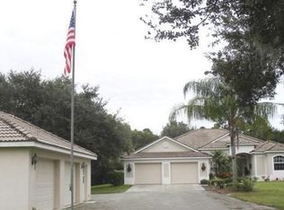 930 Trotter St, Nokomis, FL 34275