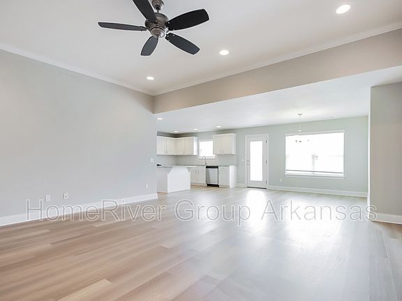 3rd image of 5905 SW Teppee Ave