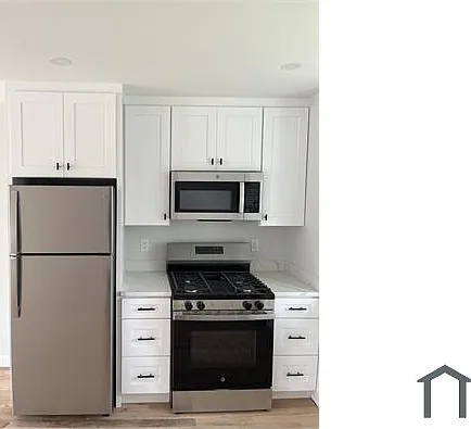 2 bed, 1100 sqft, $3,200 — Photo 3