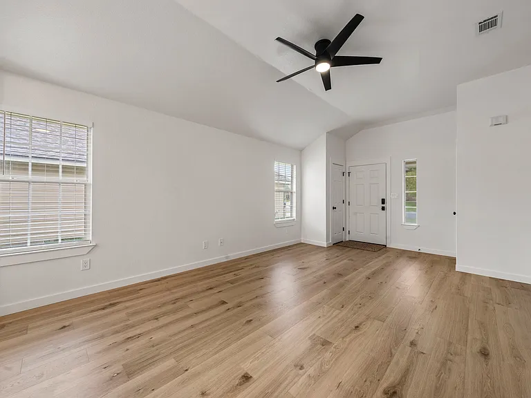 10234 Condor Loop — Photo 5