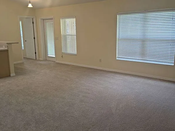 3664 Madagascar Ave, North Port, FL 34286