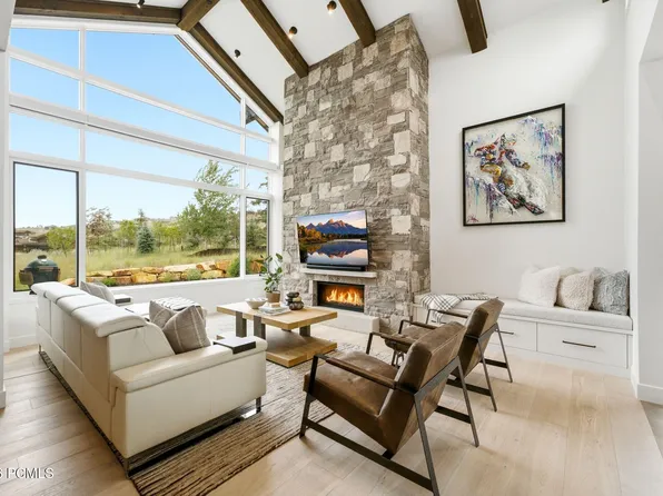 4016 E Coopers Hawk Loop, Kamas, UT 84036