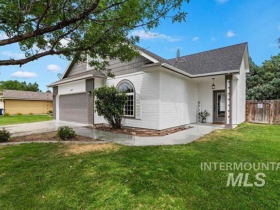 2nd image of 722 S Bonneville Dr